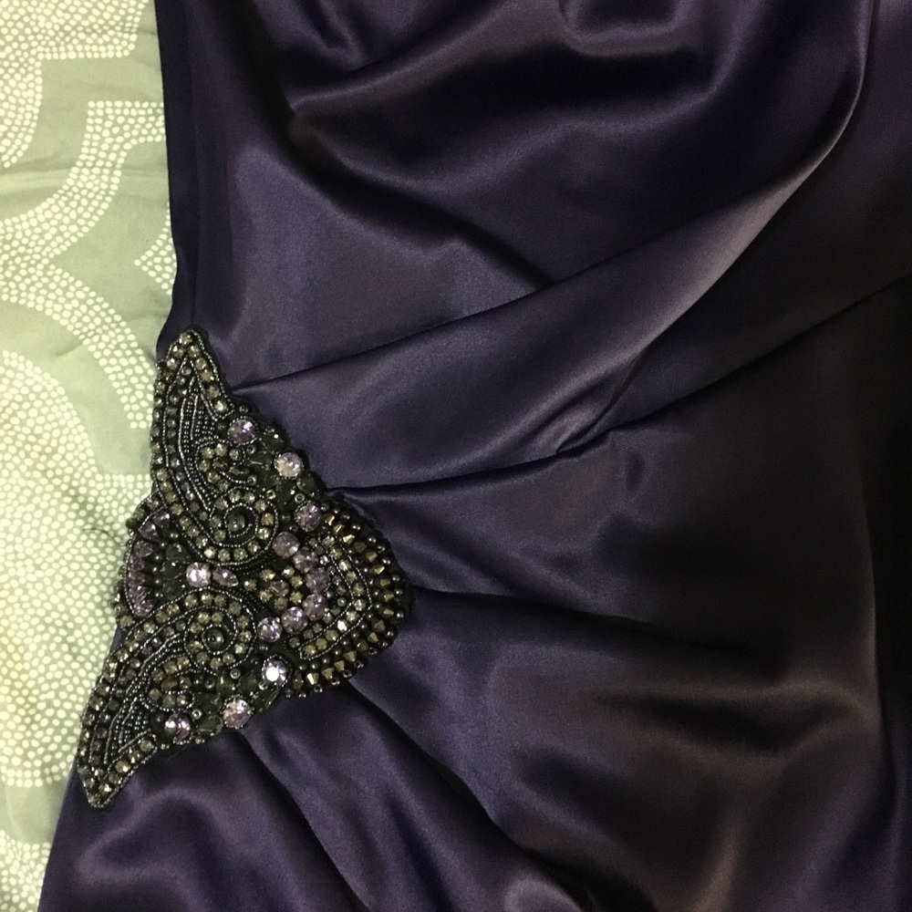 Brand NWT deep purple midi one shoulder dress - Picture 2 of 4